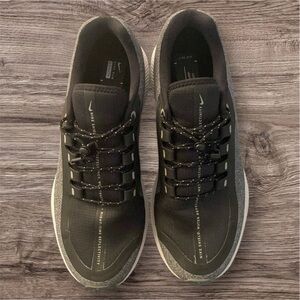 Nike Air Zoom Winflo 5 Run Shield - Women's Running Shoes